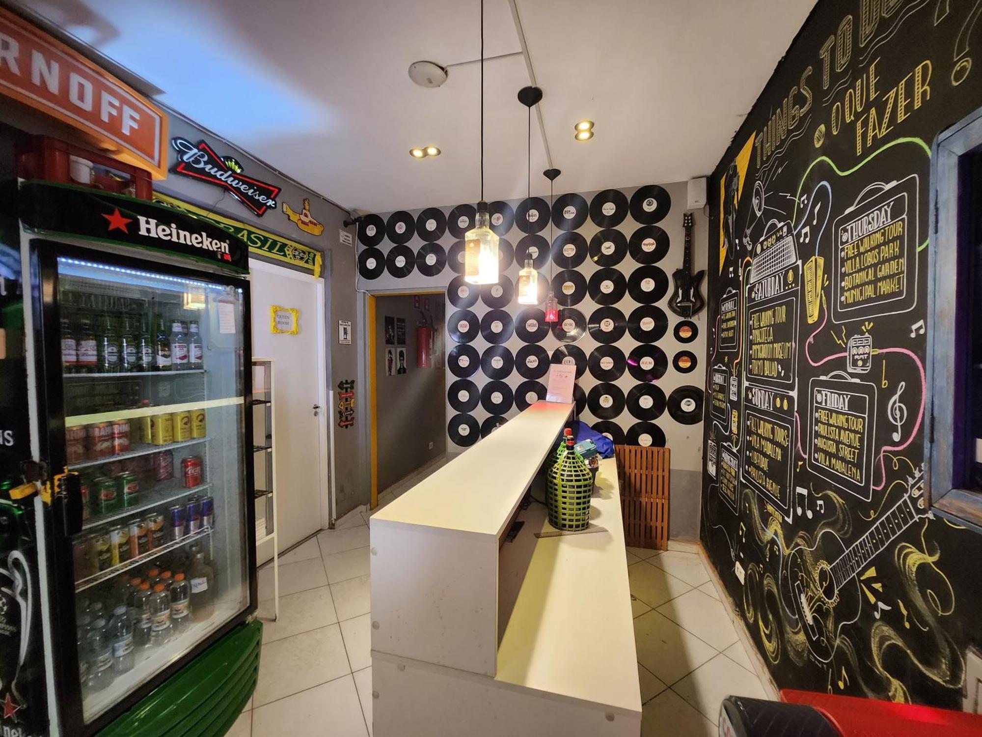 Vila Rock Hostel: Central Location Near Allianz Parque Sao Paulo Exterior photo